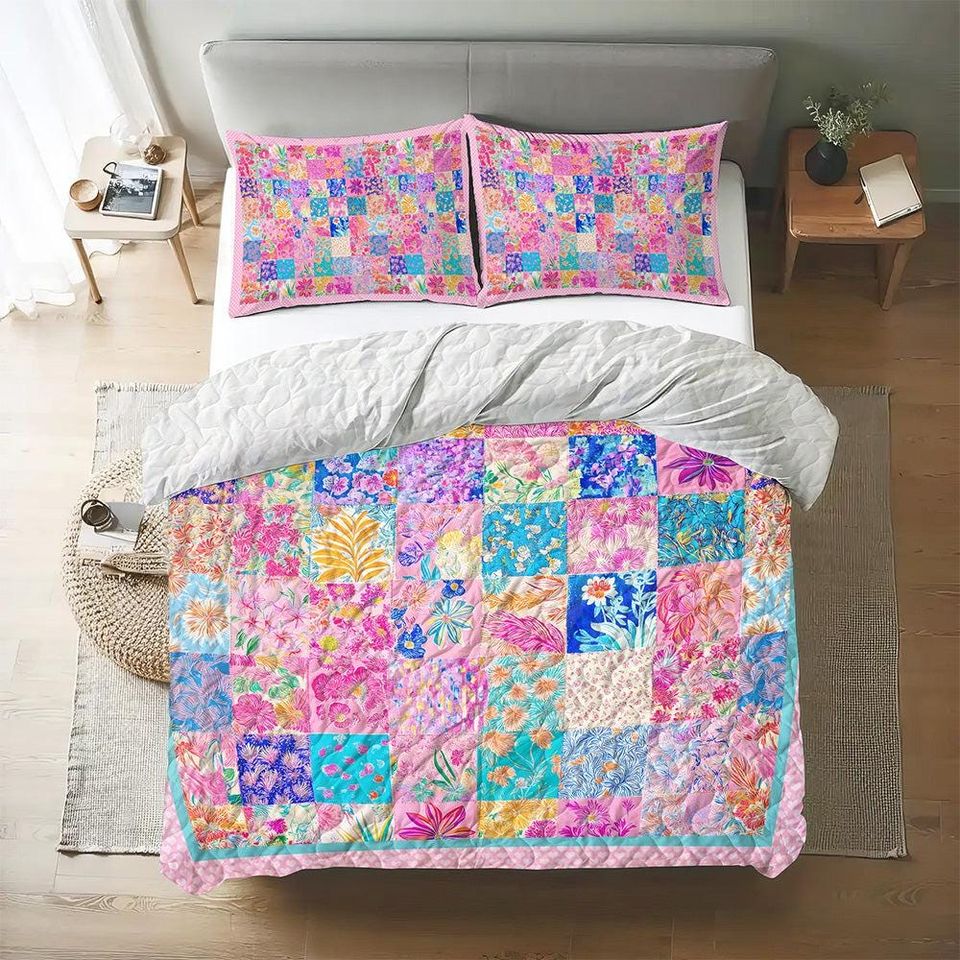 Personalized Floral Quilt Bedding Set: Preppy Botanical Print