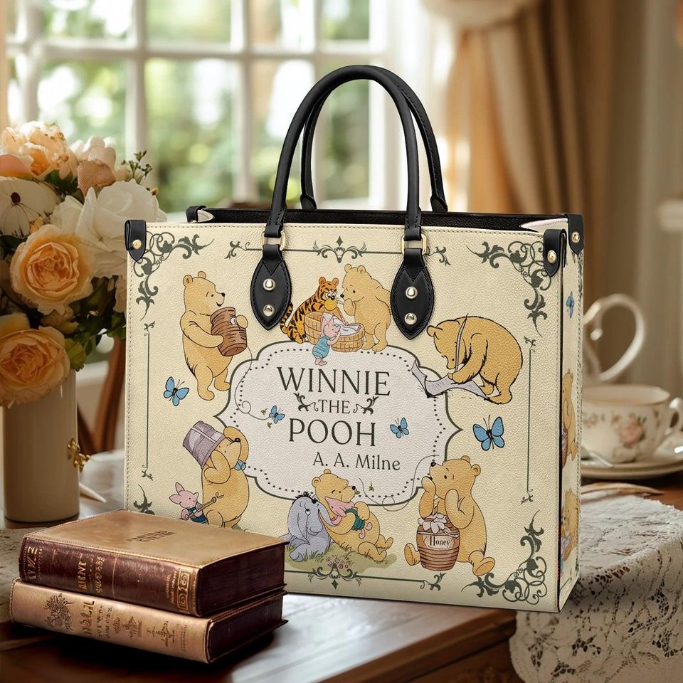 Personalized Leather Handbag Winnie's Classic Charm