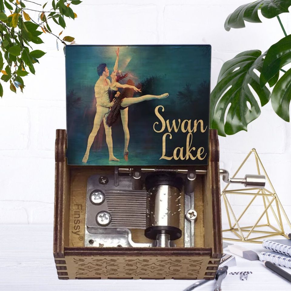 Nice Gift and Souvenir Ideas Swan Lake Ballet Dancing Music Box