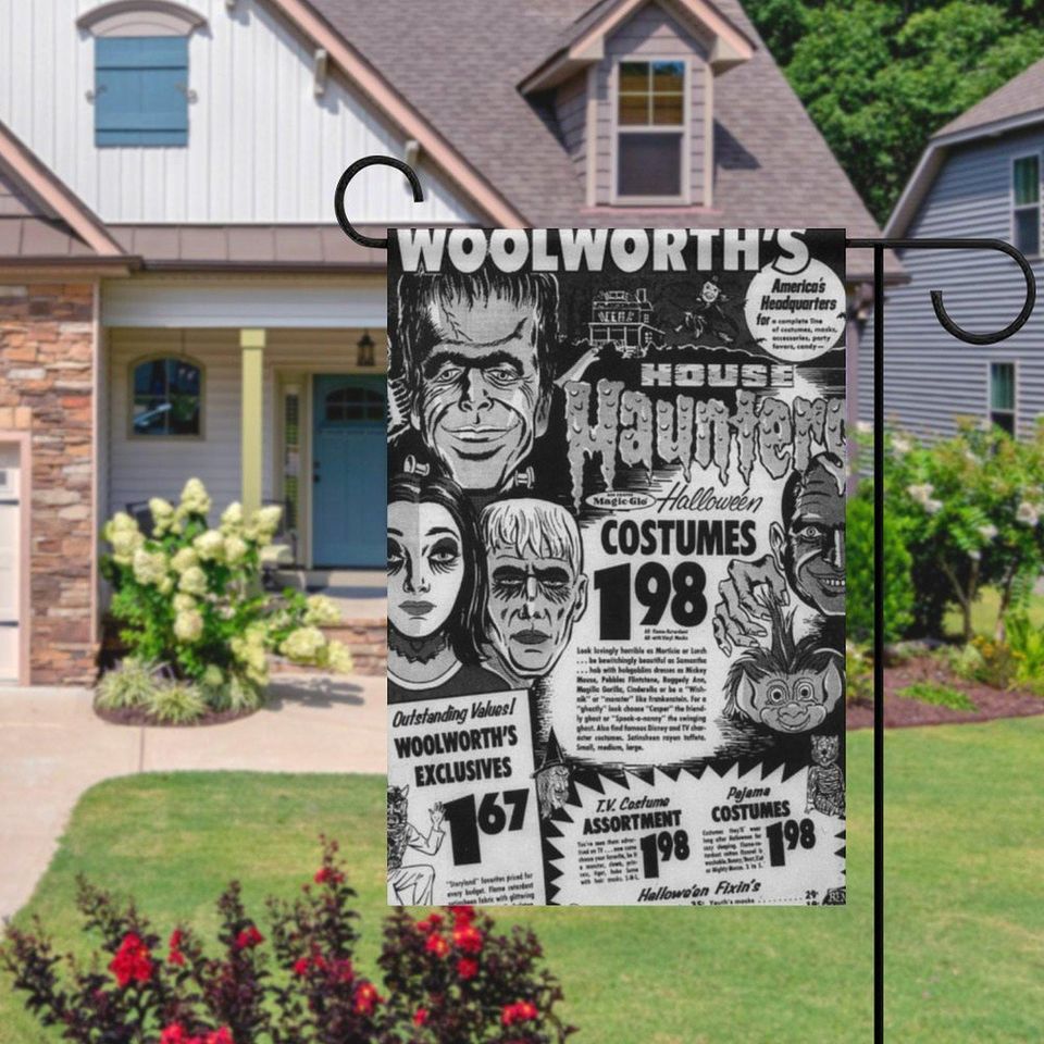 Woolworth's Halloween Garden Flag | Spooky Outdoor Decor