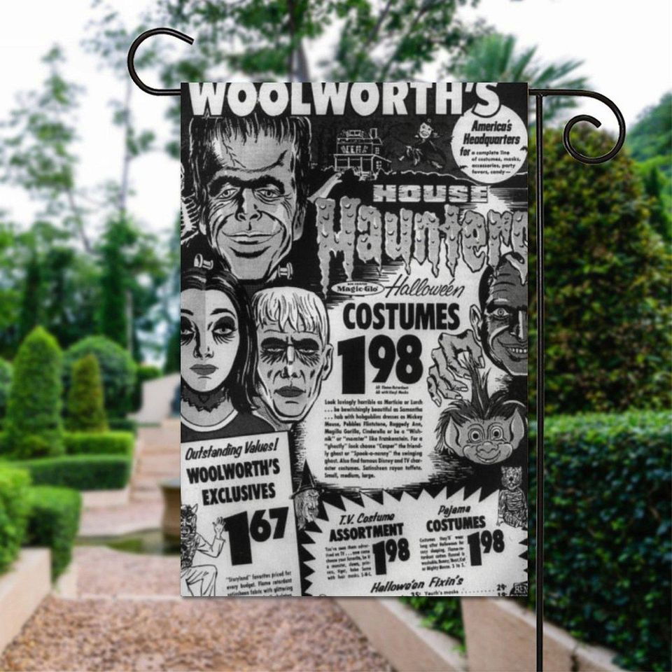 Woolworth's Halloween Garden Flag | Spooky Outdoor Decor