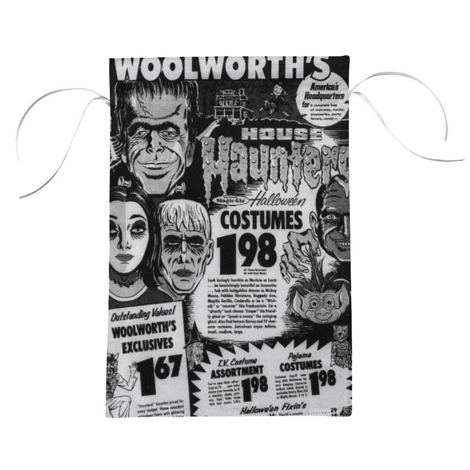 Woolworth's Halloween Garden Flag | Spooky Outdoor Decor