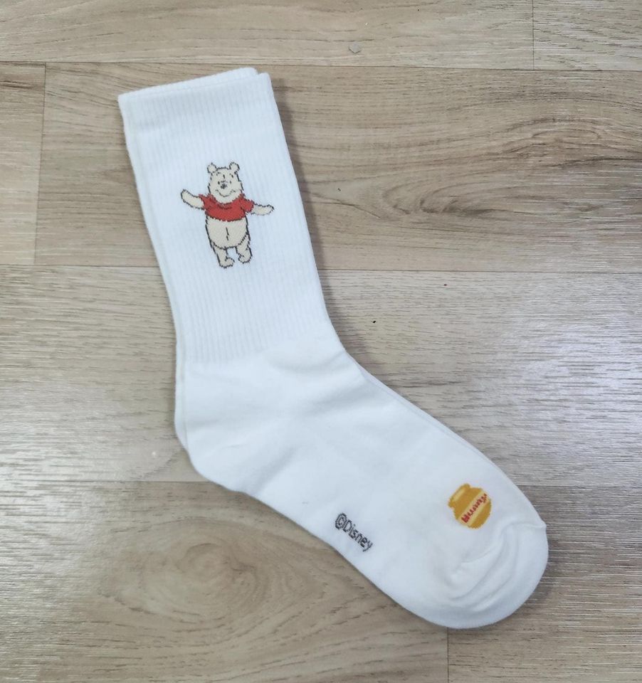 Cute Korean Winnie the Pooh pattern socks!