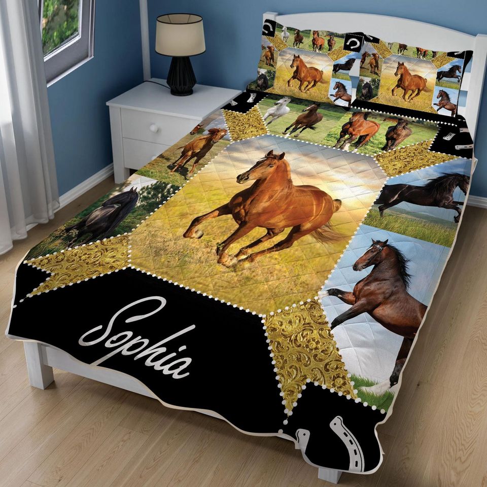 Personalized Horse Quilt Set, Horse Patchwork Pattern Quilt Blanket & Pillowcases, Custom Name Quilt Bedding Set, Gift for Horse Lover