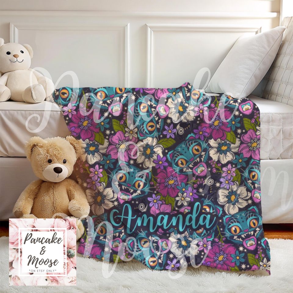 Personalized Derpy Tiger Fleece Blanket: Floral Kpop Fan Gift