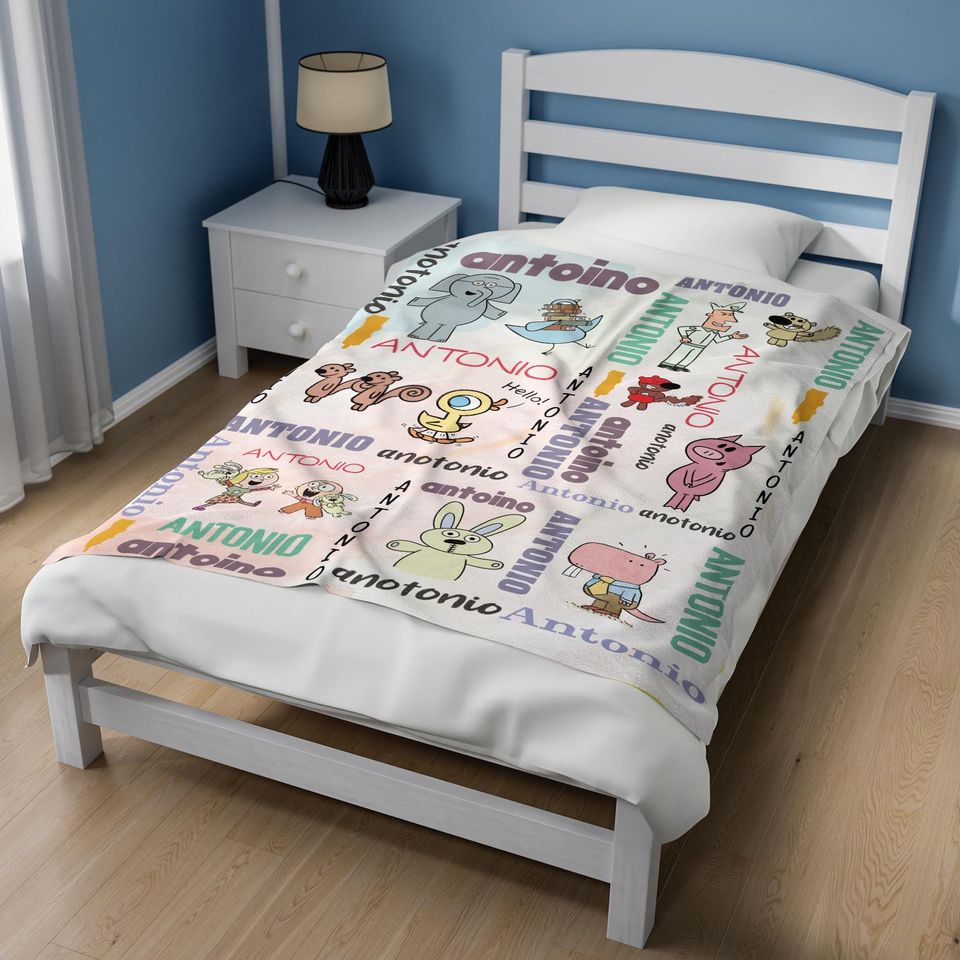 Personalized Elephant And Piggie Blanket, Custom Name Blanket