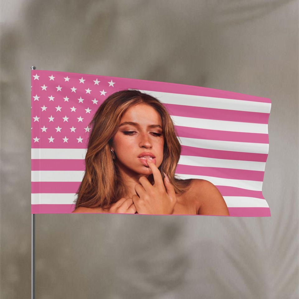 Tate McRae Pink Flag, Pop Music Fan Wall Art
