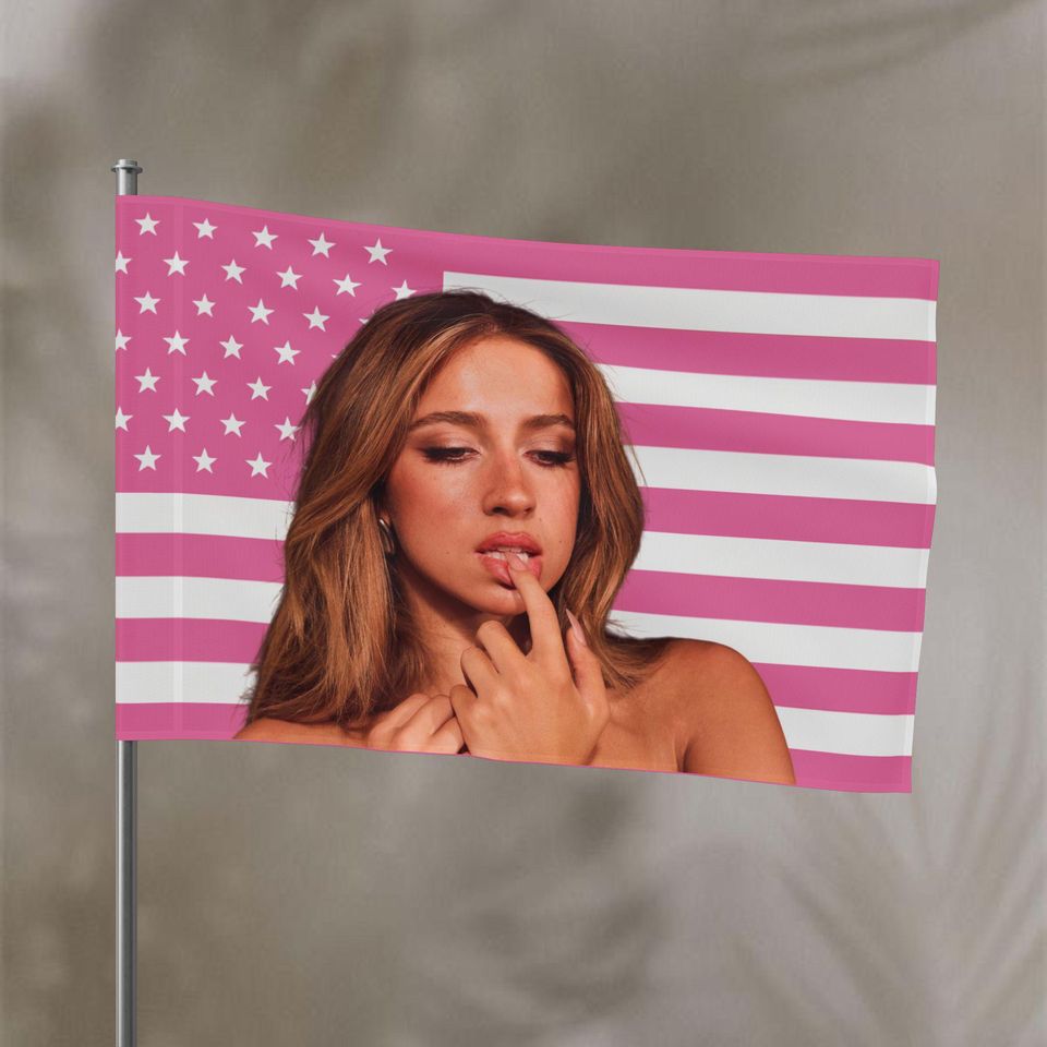 Tate McRae Pink Flag, Pop Music Fan Wall Art