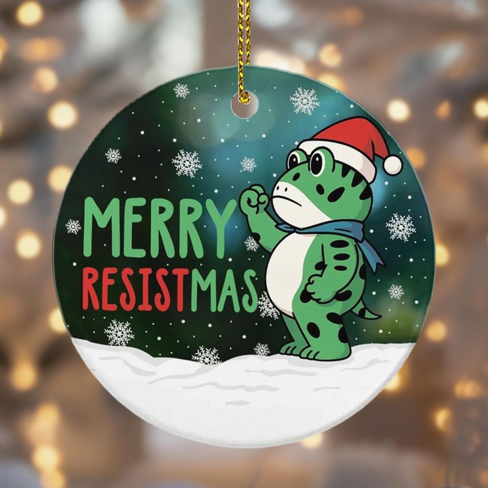 Funny Frog Ceramic Ornament Merry Resistmas Snow Scene Xmas Holiday Keepsake