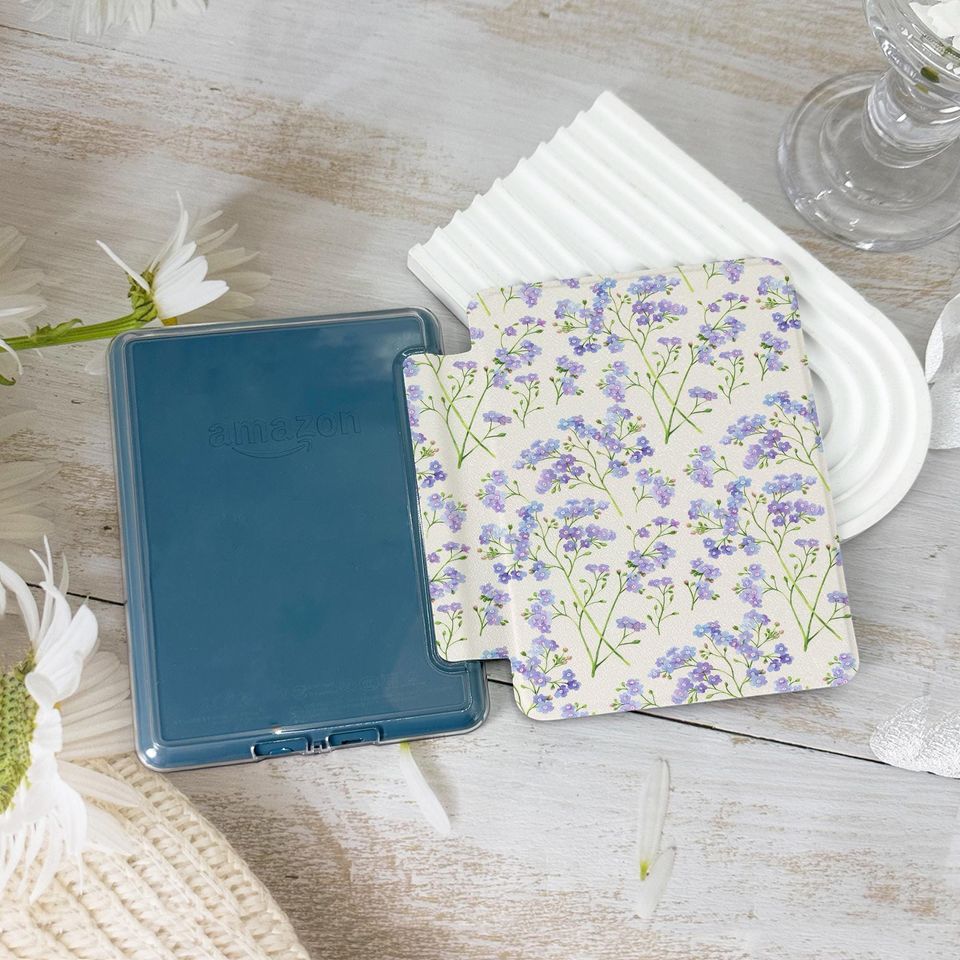 Small Purple Flower Kindle Case