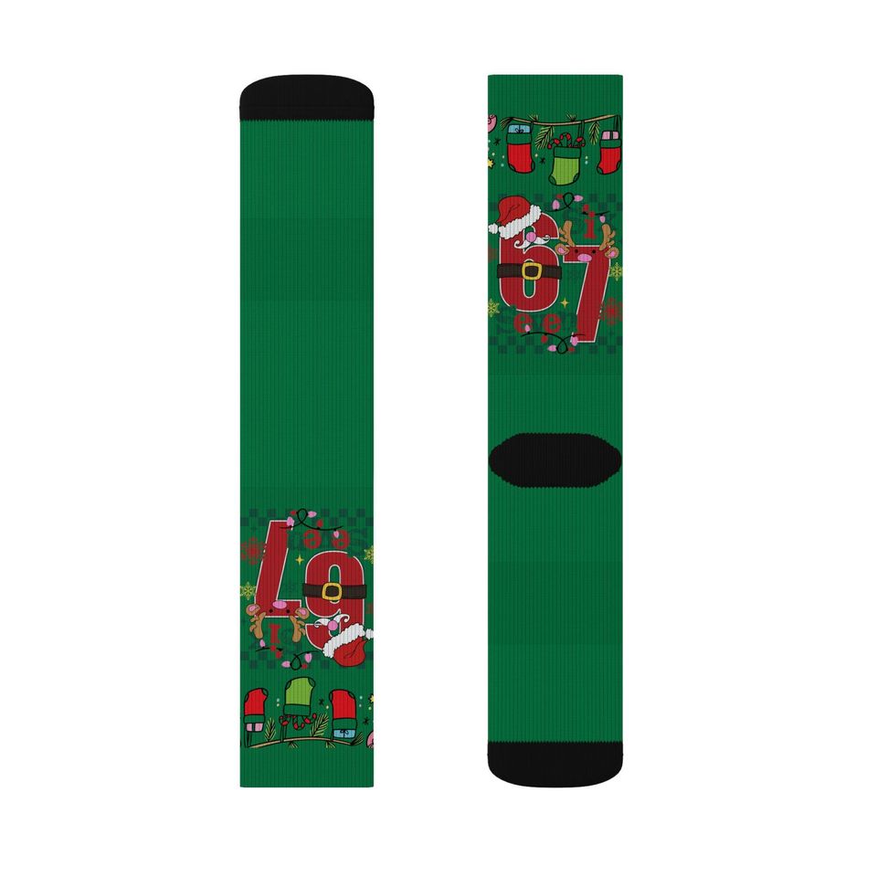 67 Santa Claus Pattern Socks | Green Christmas Holiday Crew Socks