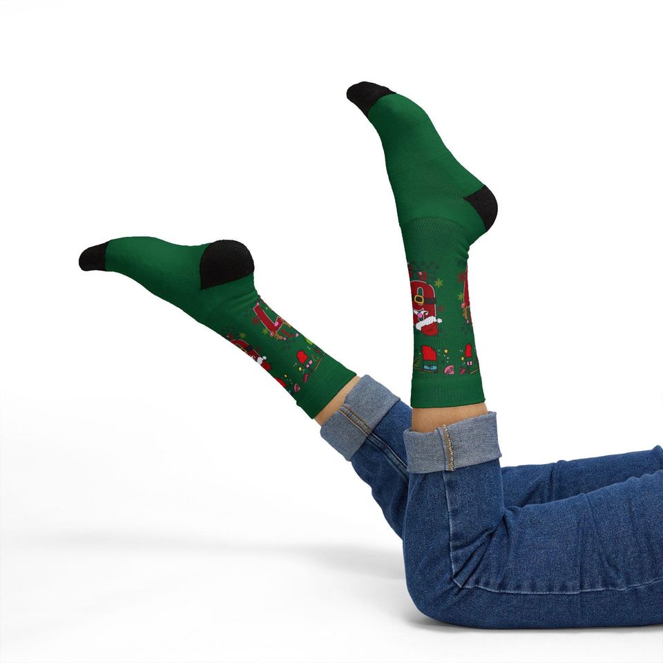 67 Santa Claus Pattern Socks | Green Christmas Holiday Crew Socks