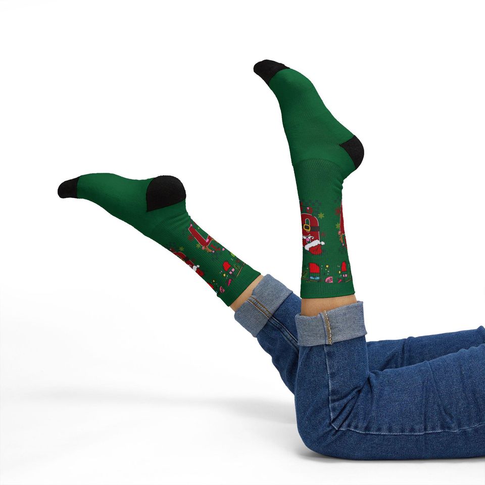 67 Santa Claus Pattern Socks | Green Christmas Holiday Crew Socks