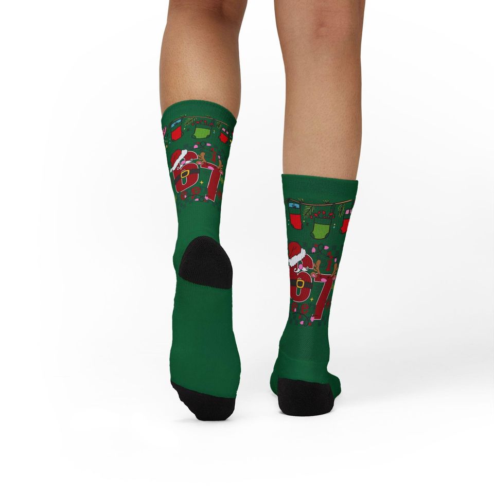 67 Santa Claus Pattern Socks | Green Christmas Holiday Crew Socks