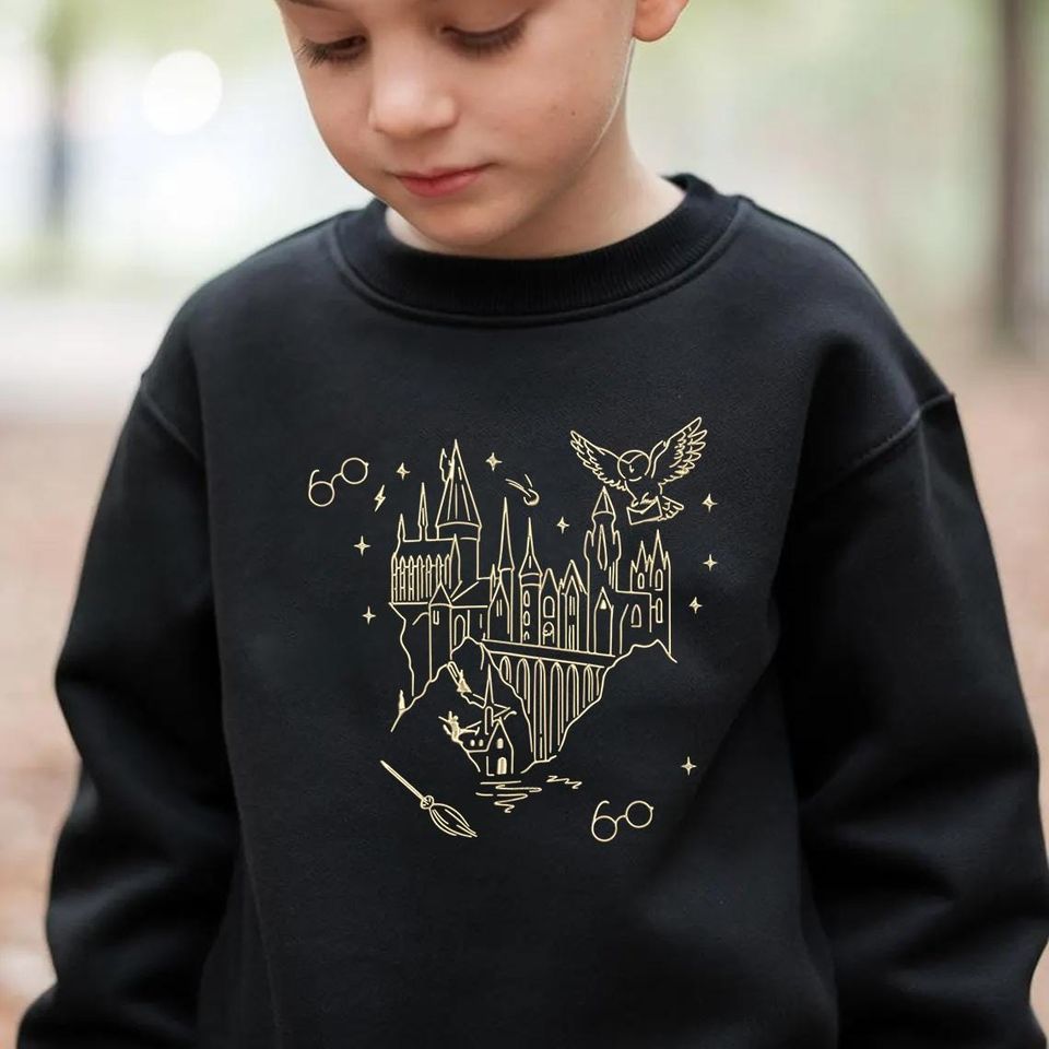 Embroidered Wizard Castle Heart Sweatshirt, HP Magic School Shirt, Fantasy Castle Tee, Cozy Witch Hogwarts, Book Lover Magical Gift ESH5809