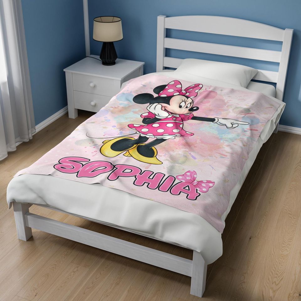 Personalized Disney Name Fleece Blanket with Minnie Character, Soft Cozy Quilt