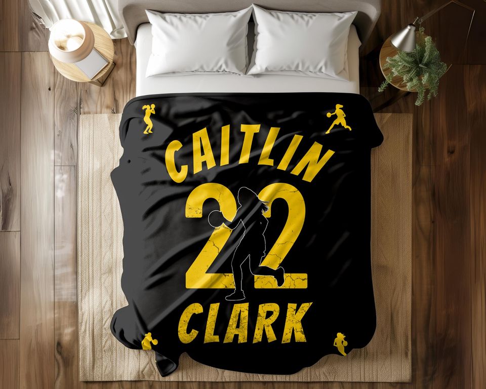 Caitlin Clark #22 Plush Velveteen Blanket