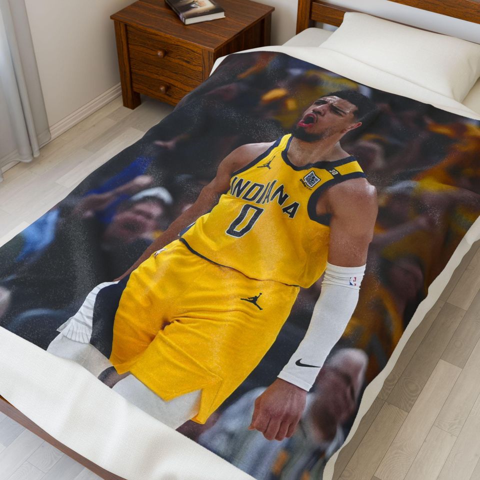Tyrese Haliburton Throw Blanket - Indiana Fan Gift