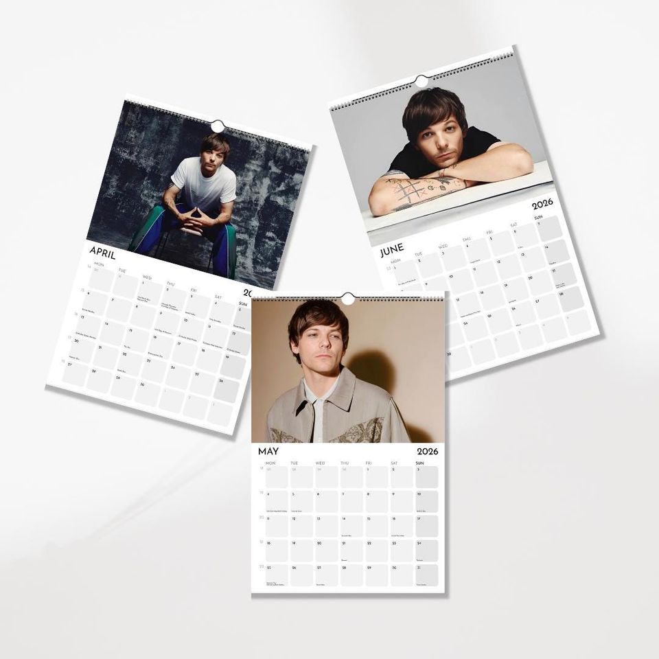 2026 Celebrity Wall Calendar: Minimalist Home Office Decor