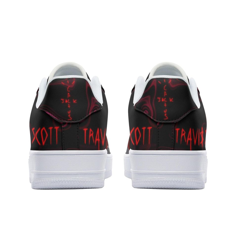Travis Leather Low Top Sneakers
