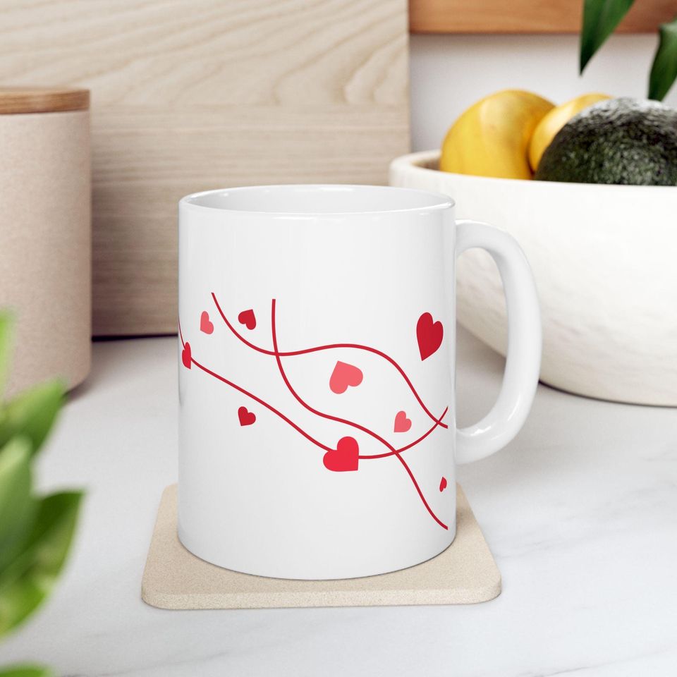 Red Heart Vine Pattern Ceramic Mug for Coffee and Tea