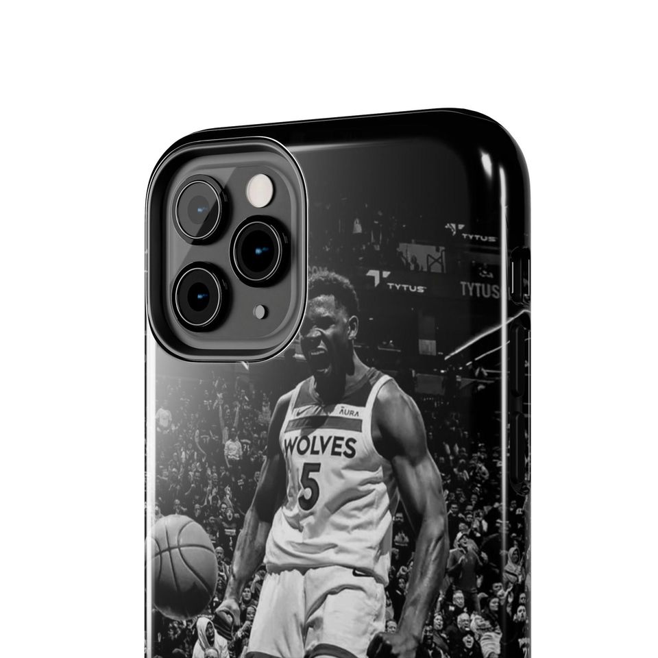 Basketball Player Phone Case | Dynamic Monochrome Court Action (iPhone)