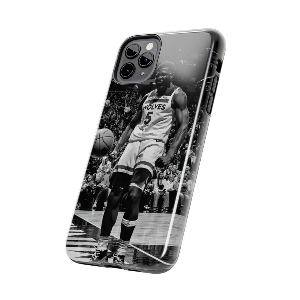 Basketball Player Phone Case | Dynamic Monochrome Court Action (iPhone)