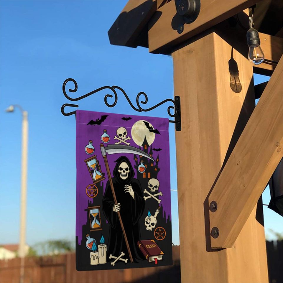 Grim Reaper Halloween Garden Flag: Spooky Gothic Yard Decor