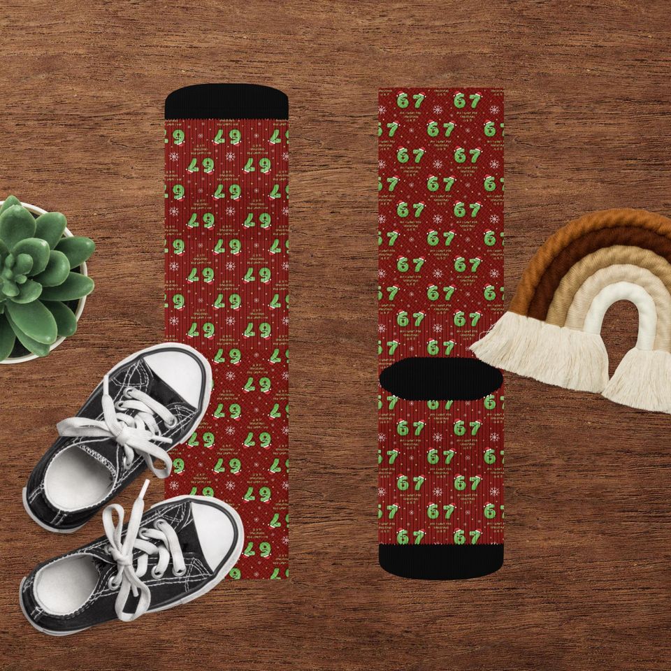 Christmas Hosting 6 7 Socks  Six Seven Meme Socks, Gag Gift Socks, Holiday Party Secret Santa Viral Trend Gift for Kids & Teens
