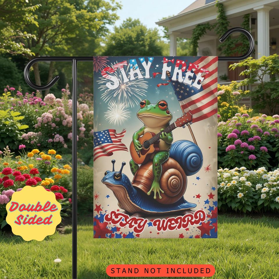 Funny Frog 4th of July Garden Flag for Patriotic Yard Decor
