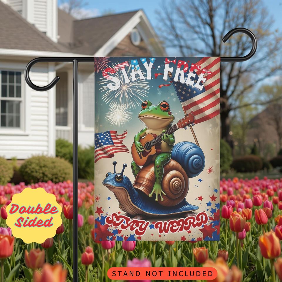 Funny Frog 4th of July Garden Flag for Patriotic Yard Decor