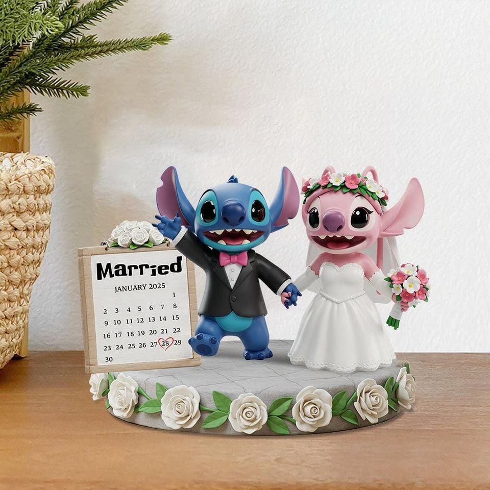 Custom Blue Alien Couple Plaque  Personalized Acrylic Keepsake for Weddings & Anniversaries