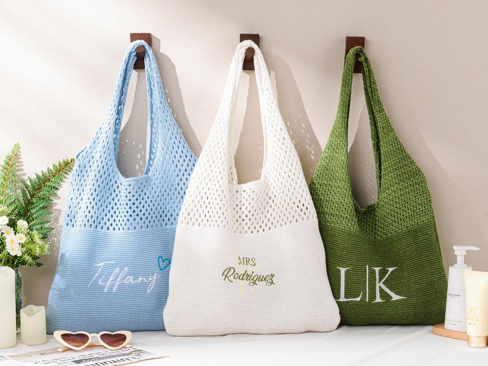 Personalized Embroidered Crochet Beach Bag,Custom Beach Tote Bag,Bachelorette party gift,Bridesmaid Gift,Girls Travel Gift,knitted Beach Bag