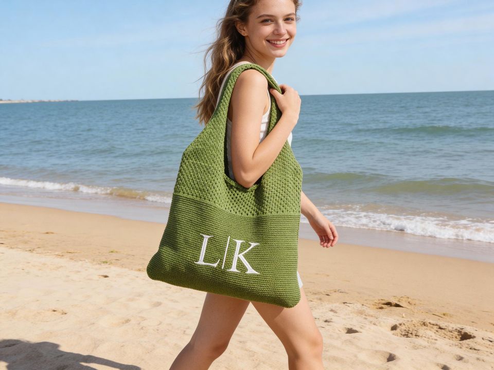 Personalized Embroidered Crochet Beach Bag,Custom Beach Tote Bag,Bachelorette party gift,Bridesmaid Gift,Girls Travel Gift,knitted Beach Bag