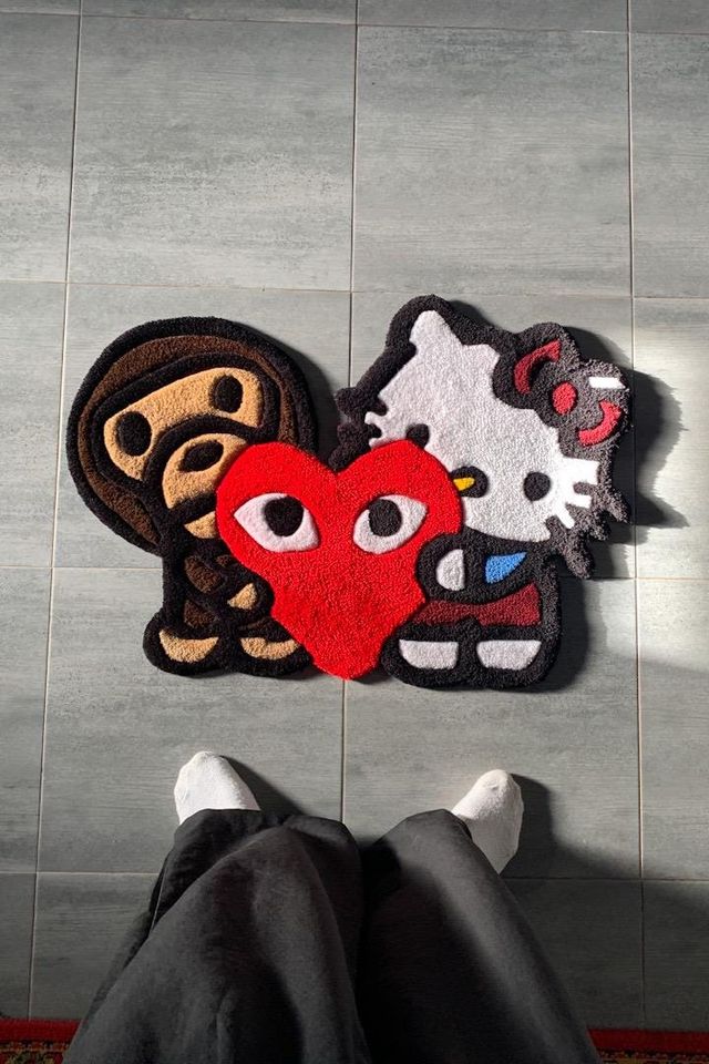 Hello Kitty & Bathing Ape      ,