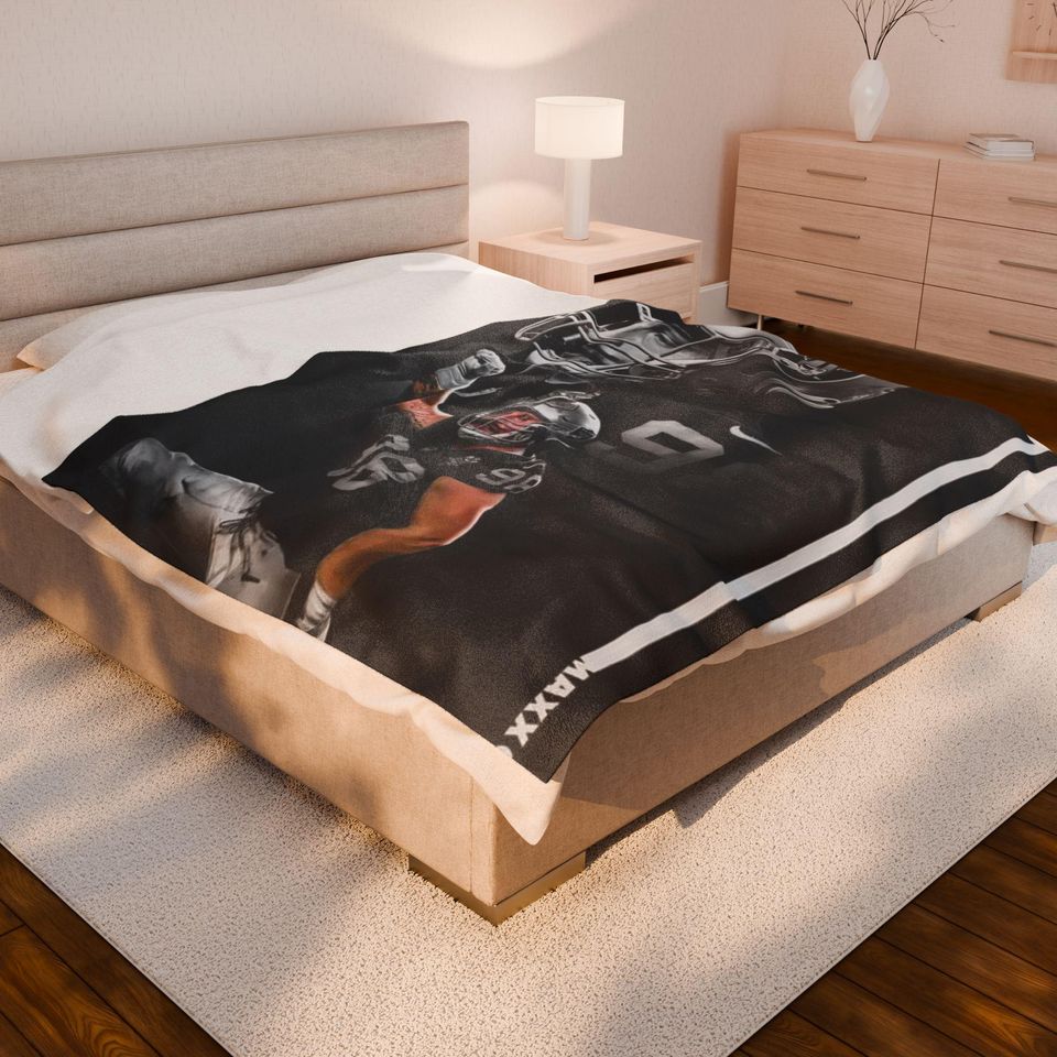 Maxx Crosby Throw Blanket