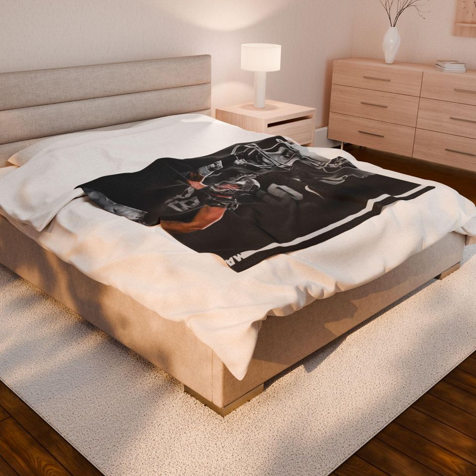 Maxx Crosby Throw Blanket