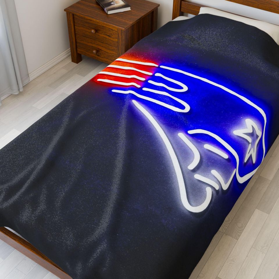 New England Patriots Throw Blanket