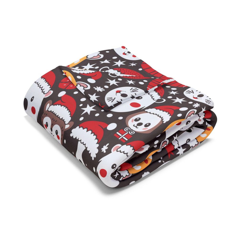 Fleece Blanket with Christmas Animals Pattern