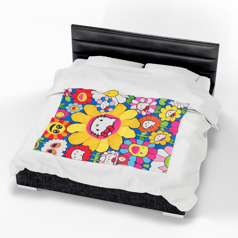 Hello Kitty Flower Pattern Fleece Blanket