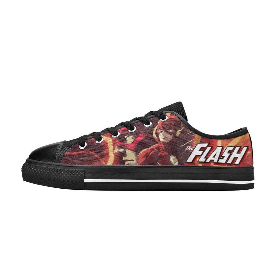 The Flash Low Top Shoes Sneakers