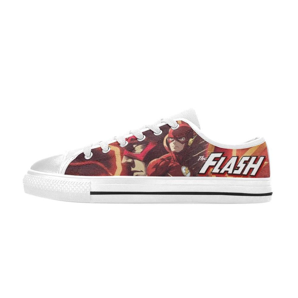 The Flash Low Top Shoes Sneakers