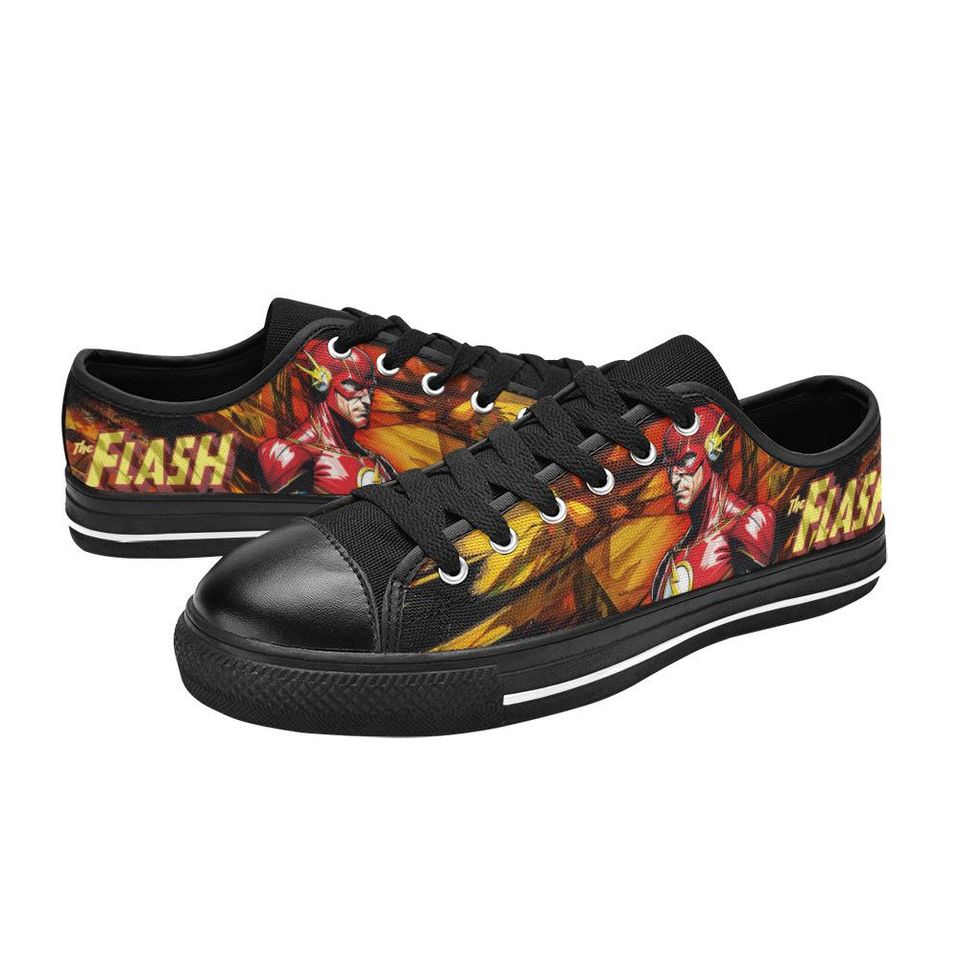 The Flash Low Top Shoes Sneakers