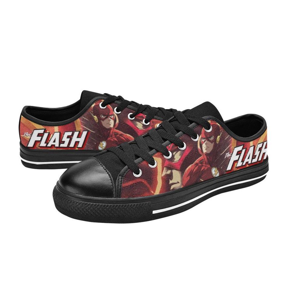 The Flash Low Top Shoes Sneakers