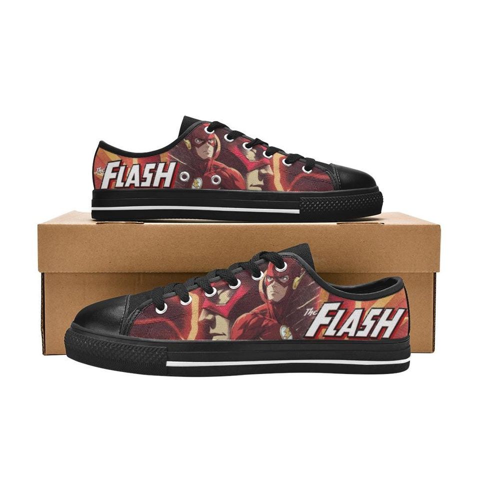 The Flash Low Top Shoes Sneakers