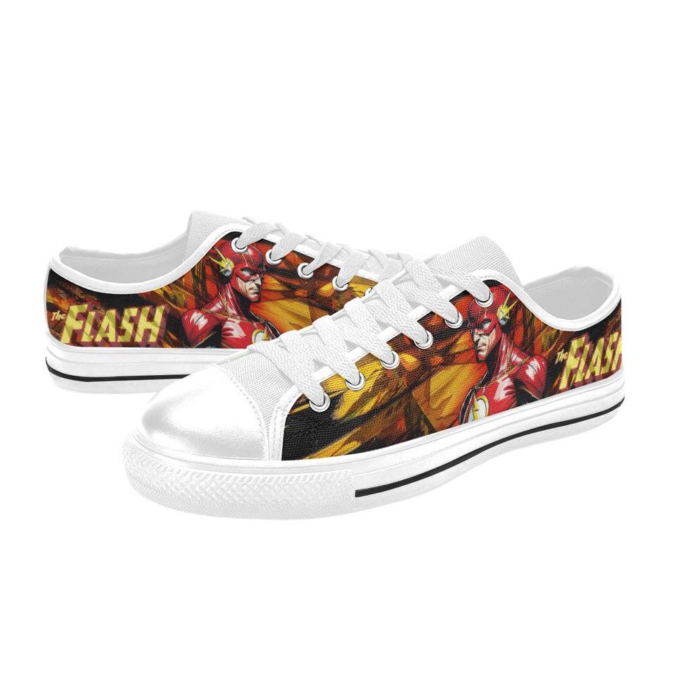 The Flash Low Top Shoes Sneakers