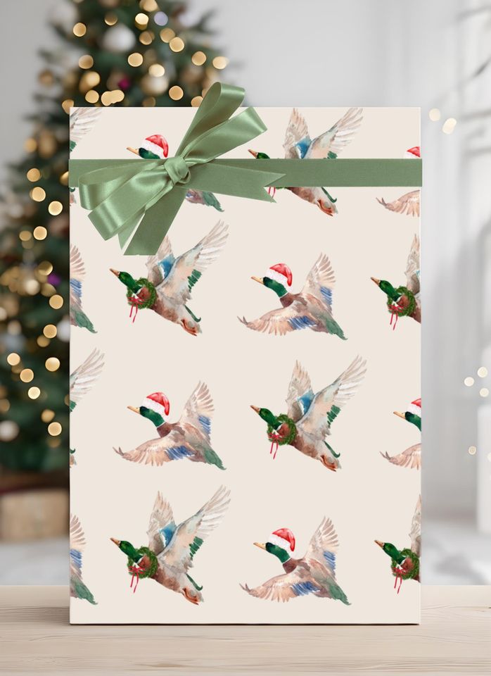 Christmas Mallard Wrapping Paper: Duck Hunting Gift