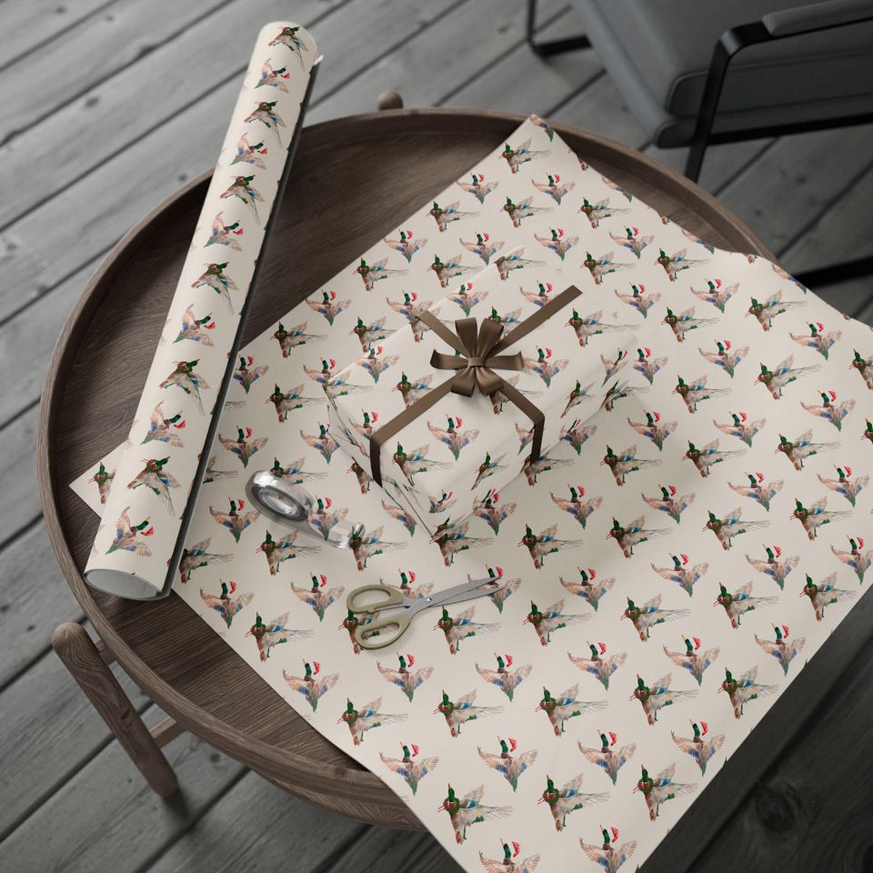 Christmas Mallard Wrapping Paper: Duck Hunting Gift