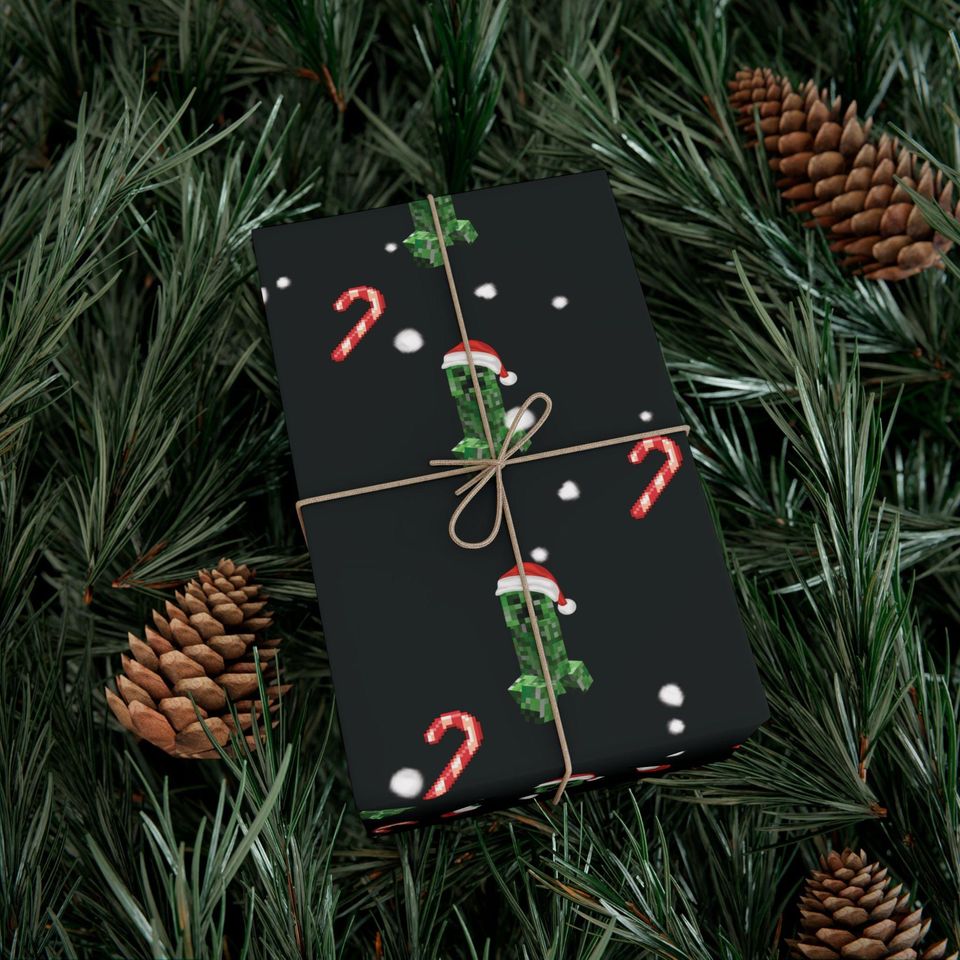 Minecraft Creeper Holiday Gift Wrap Paper