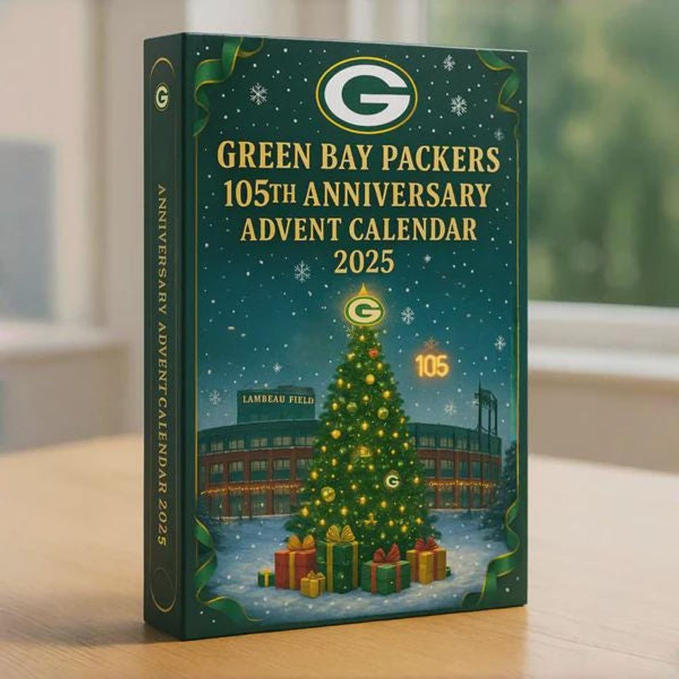 Football Fan Advent Calendar 2025, Holiday Countdown Gift Box for Sports Lovers, Collectible Mini Figures & Xmas Ornaments
